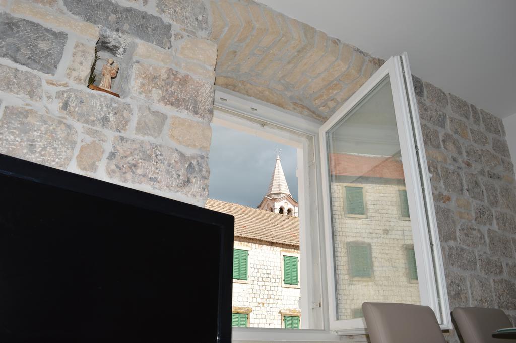 Mila Apartment Синь Екстер'єр фото
